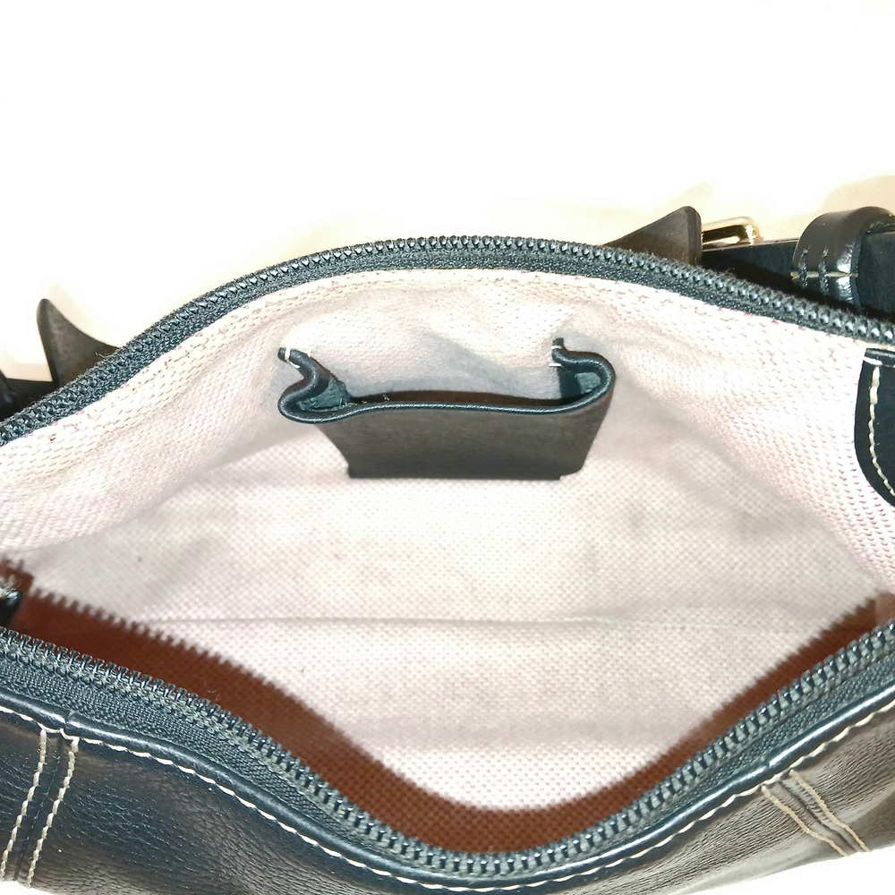 Vintage Dooney & Bourke Mini East/West Slouch Black Pebbled Leather Shoulder Bag - Picture 8 of 9